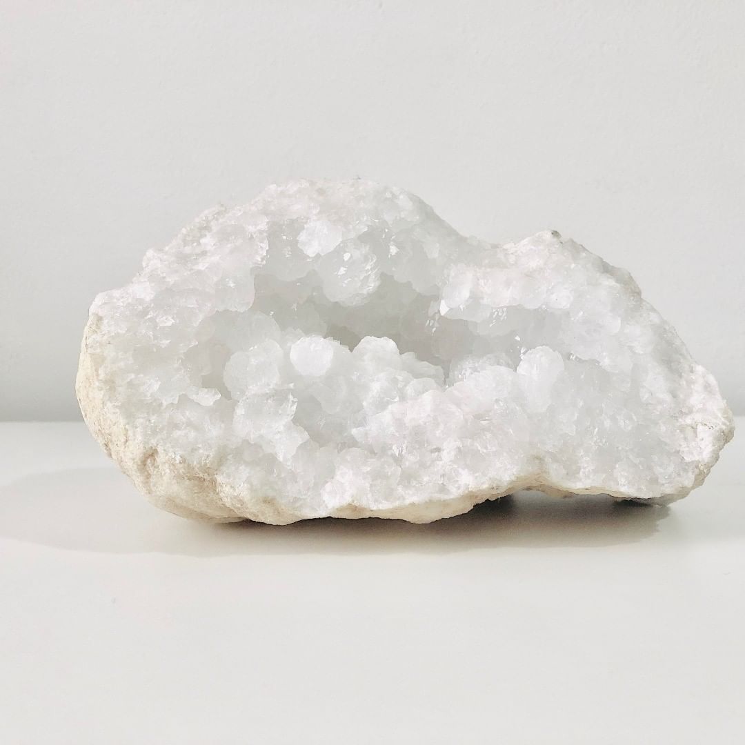 Crafting is proven to reduce stress and anxiety. @marthastewart has the perfect crystal egg geode project for your cabin fever. Great for all ages! Link in bio.